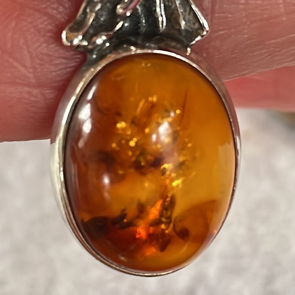 Amber & Sterling Eagle Pendant & Earrings - Picture 6 of 7